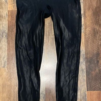 Spanx Leggings Women’s Petite Medium Shiny Pull On Black